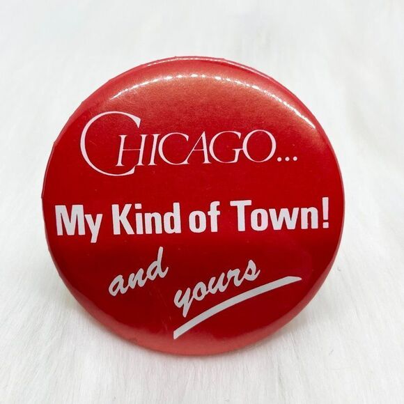 Vintage Jewelry - 🔮 5/$25 Vintage Chicago‎ My Kind of Town & Yours Pin